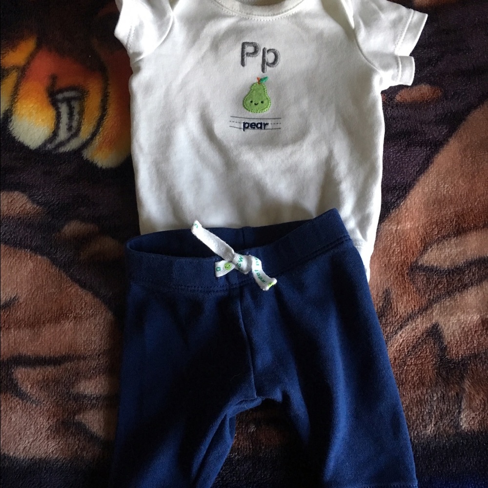 Newborn outfit