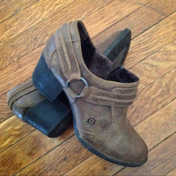 Born booties. - Picture 2 of 4