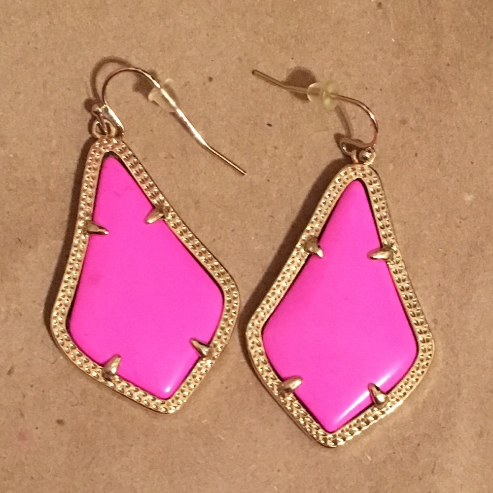 Alex Kendra Scott Earrings in Magenta