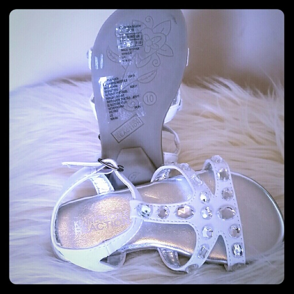 Sandals - Picture 2 of 2