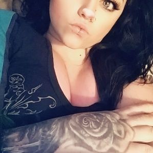 Meet your Posher, Shade