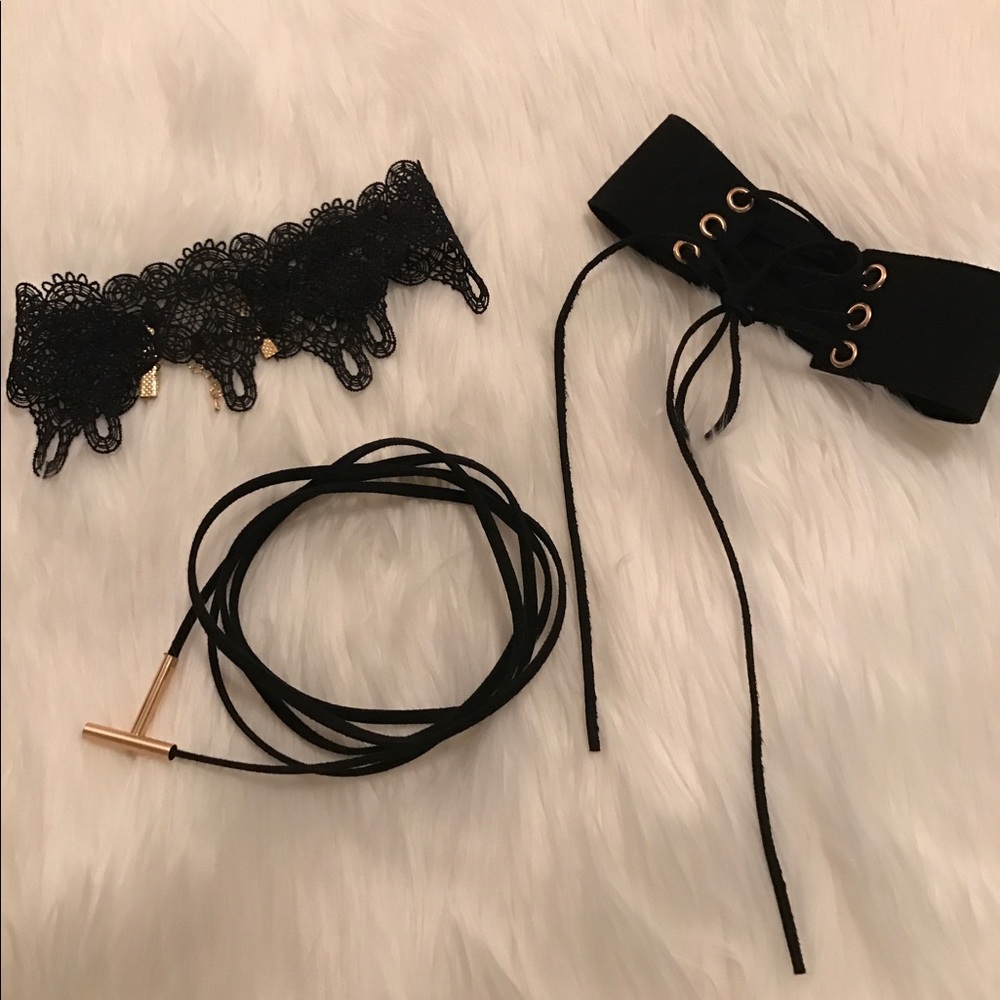 Fashion Nova choker set All Black. Negotiable