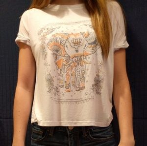 Elephant Print Graphic T-shirt