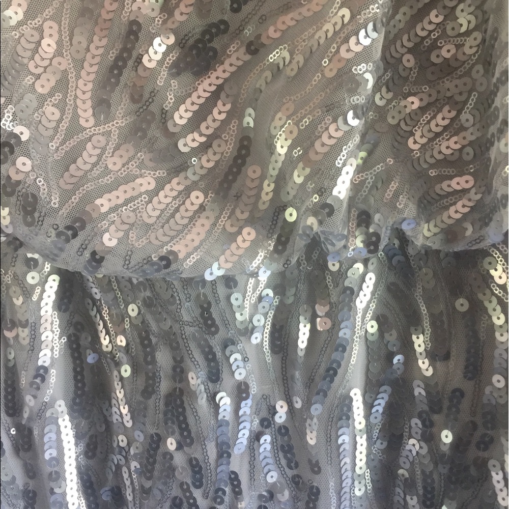 Donna Morgan Silver cloud Sequined Blouson Dress - Picture 3 of 3