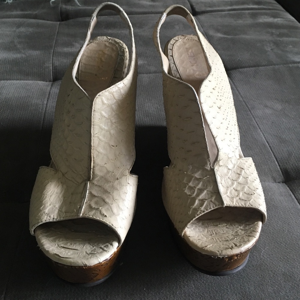 Fendi Wedge Sandals Size 40