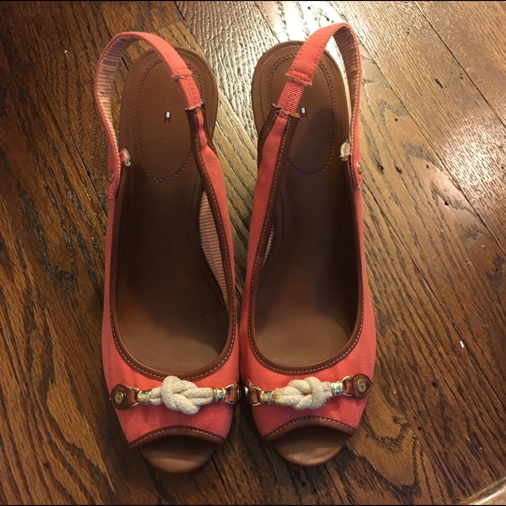 TOMMY HILFIGER 🌼 Wedges Sz 8.5