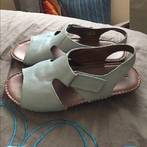 Women's "Scout" Naturalizer sandals