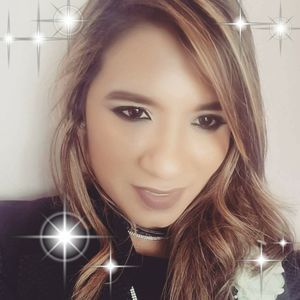 Meet your Posher, Cinia