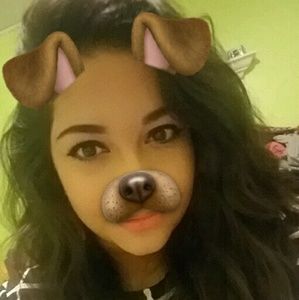 Meet your Posher, Roxanne