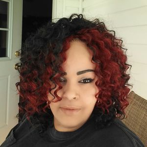 Meet your Posher, Dee