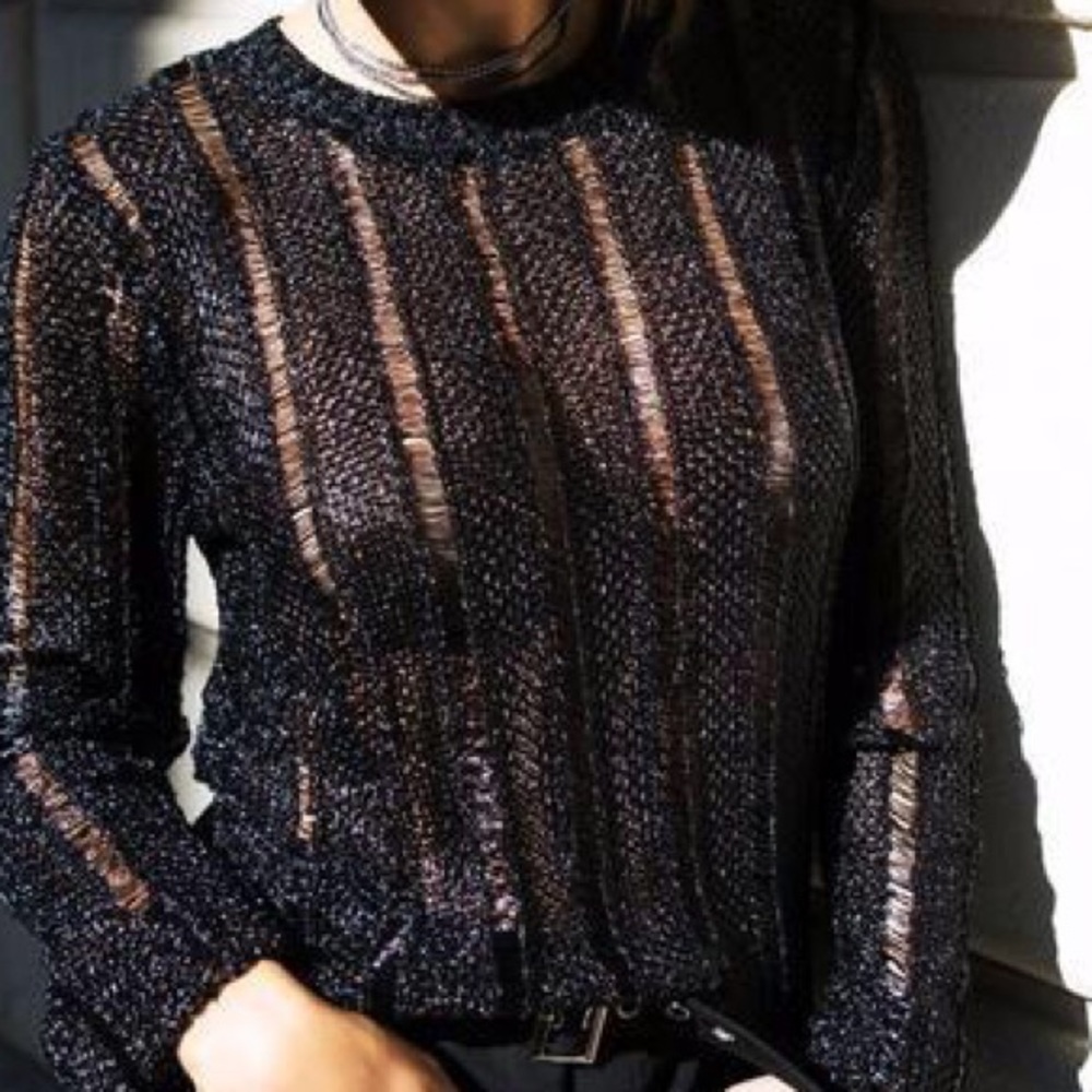 Black stripe peak-a-boo top