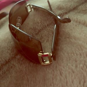 Sunglasses Burberry brown pre loved  ❤️