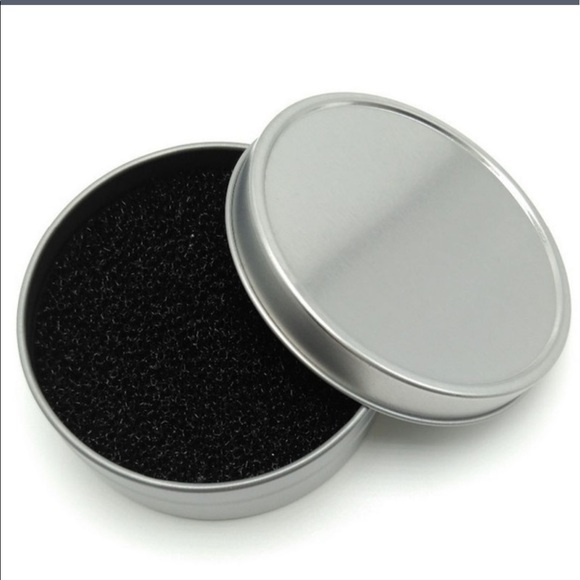 🌸🌸MakeUp Brush Cleaner🌸🌸 - Picture 4 of 5