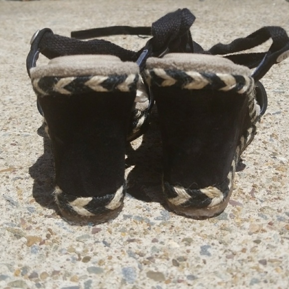 Ugg Wedge Sandals - Picture 5 of 7