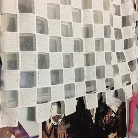 Checked Mesh Top - Picture 4 of 4