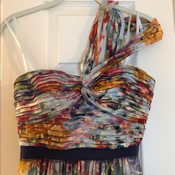 * WORN ONCE* BCBG floor length dress size 0 - Picture 2 of 3