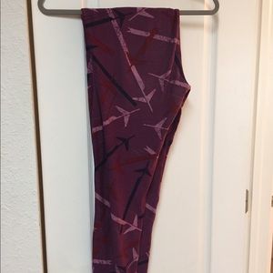 TC Lularoe Airplane leggings