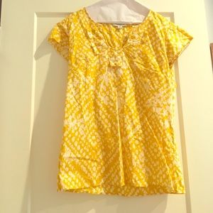 Adorable Yellow Banana Republic Top!
