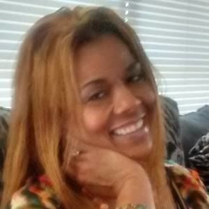 Meet your Posher, Debra