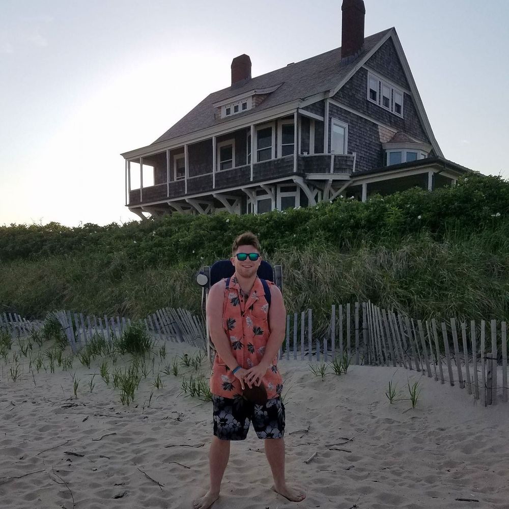 Meet your Posher, Zach