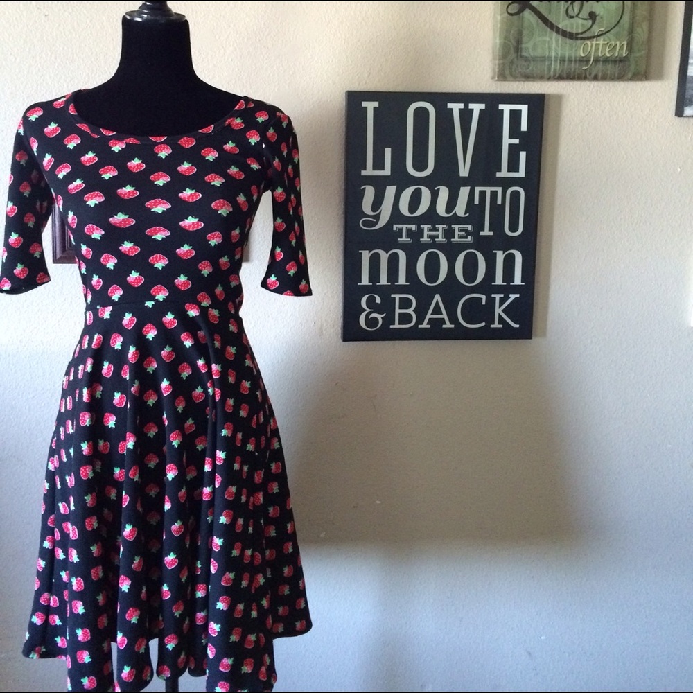 HOST PICK *UNICORN* Strawberry print Nicole dress