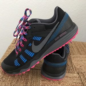 Nike trail shoes