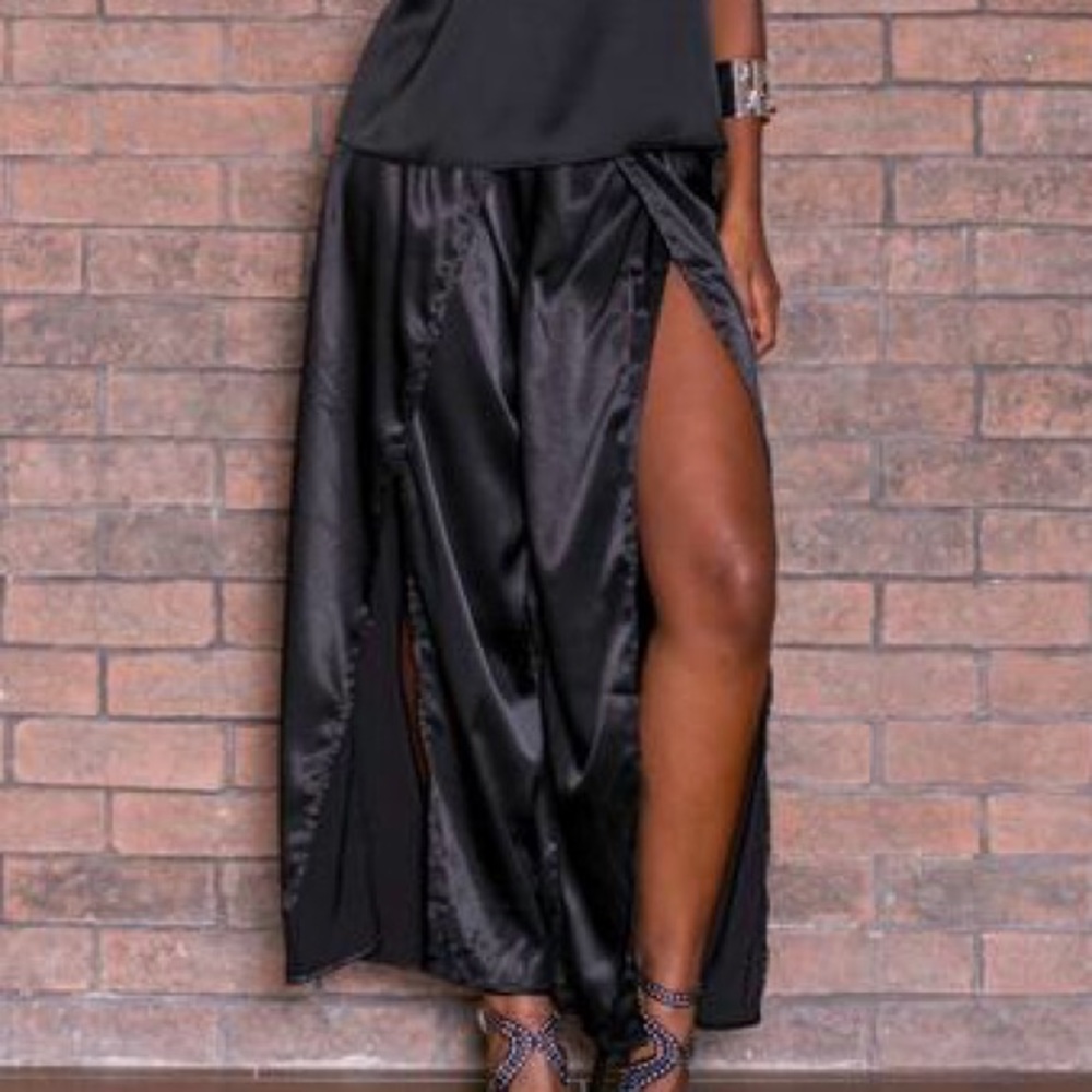 Black wide leg satin pants