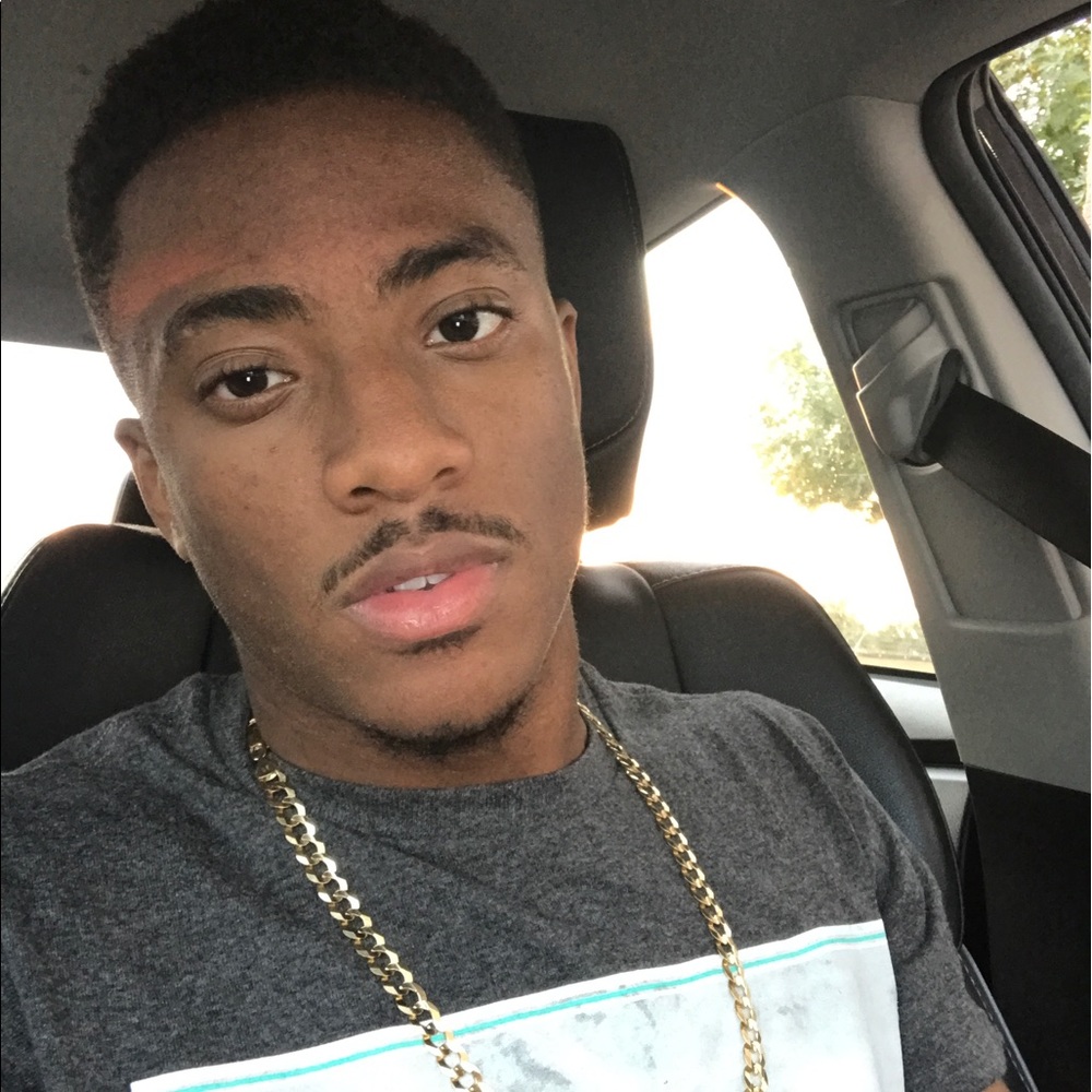Meet your Posher, Hakeem