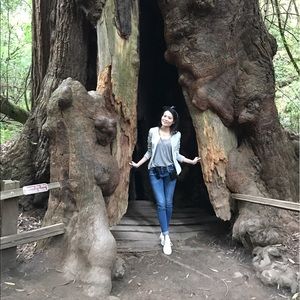 Meet your Posher, Ngoc