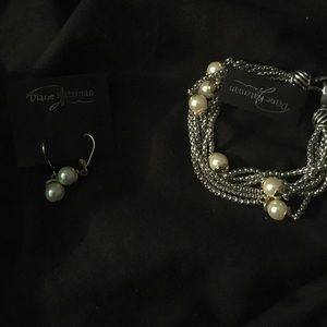 Bracelet and earring set
