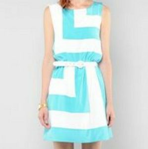 Retro-chic! Aqua and White Mini Dress