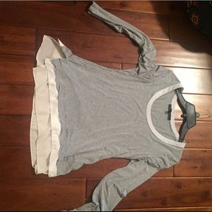 White House Black Market tiered top size M