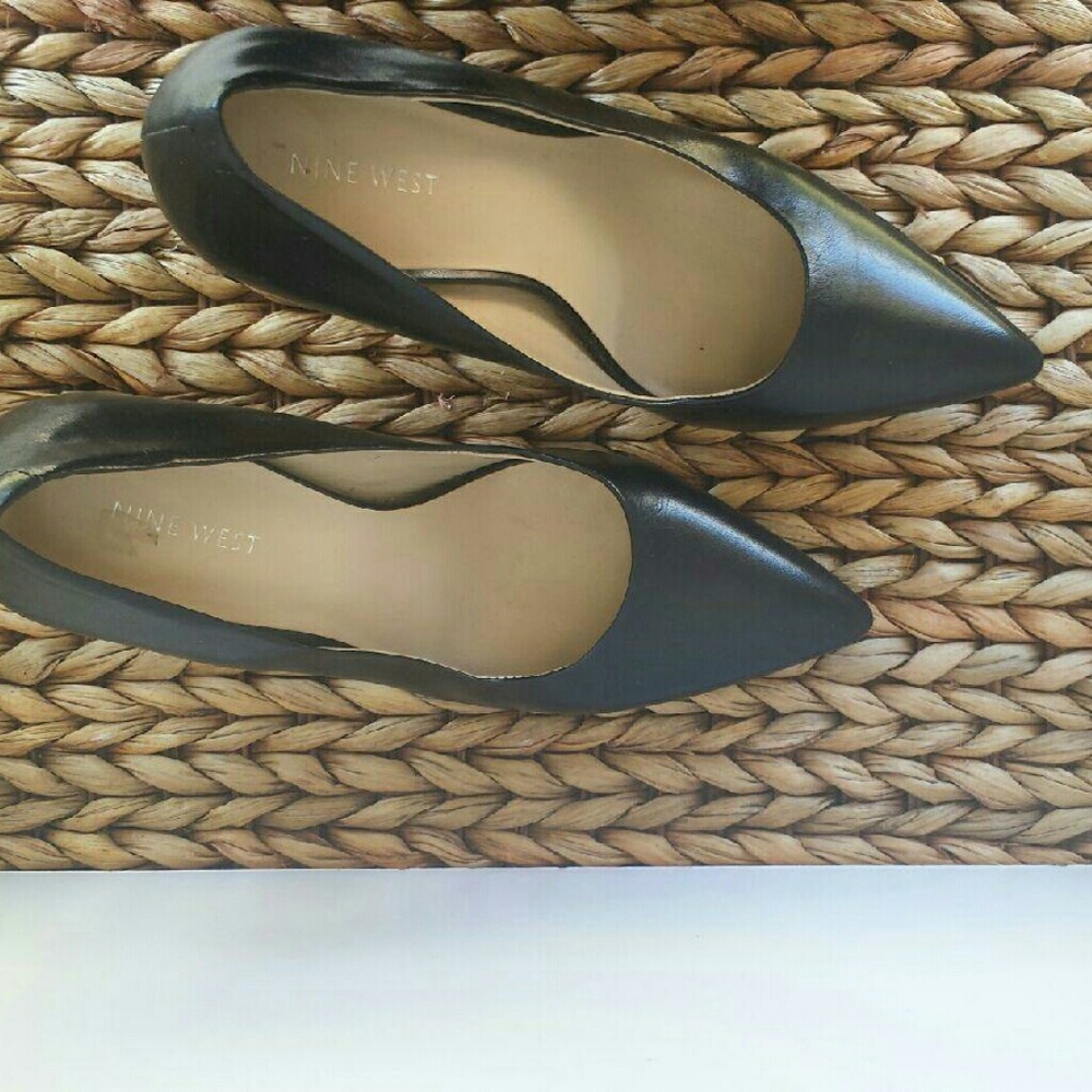 Black leather high heel pump