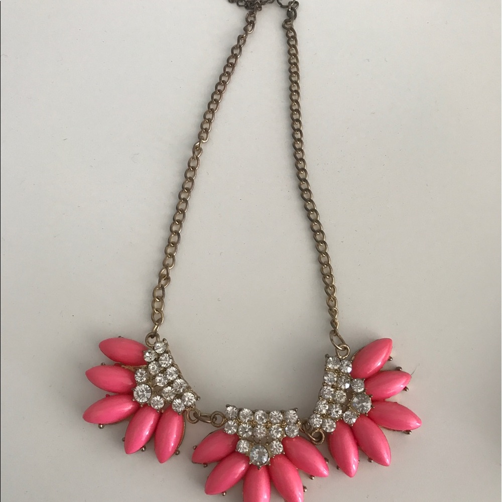 Pink unique necklace🔴