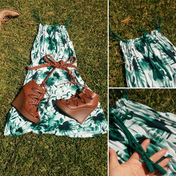 Tropical Midi Dress (fits up to L) - Picture 1 of 2