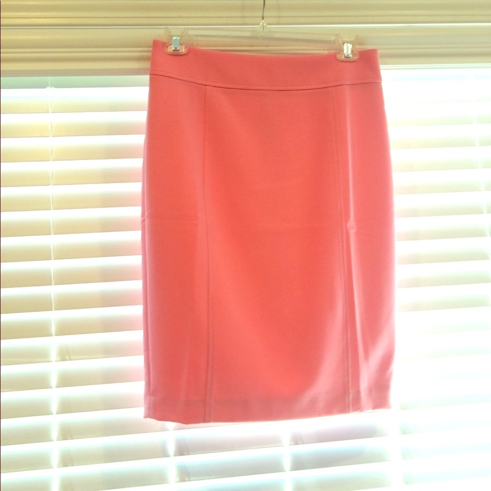 🍬Ann Taylor LOFT Pink Skirt🍬