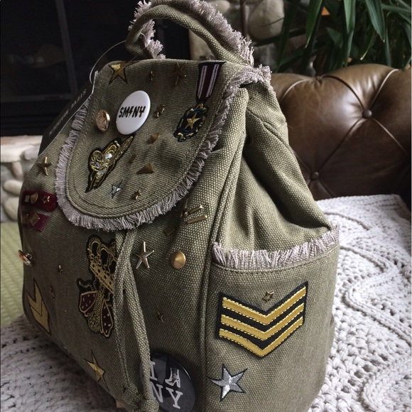 🍃💕Steve Madden Embellished Wilson Backpack - Picture 6 of 8