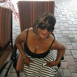 Meet your Posher, Laverne