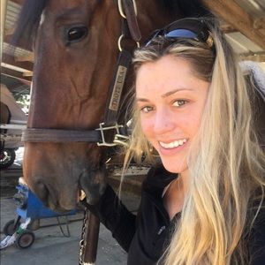 Meet your Posher, Samantha