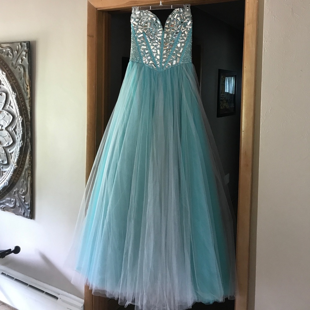 Sherri Hil Crystal Beaded Gown - Picture 2 of 4