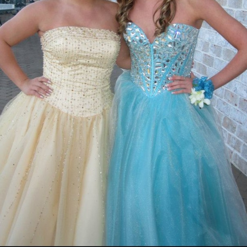 Sherri Hil Crystal Beaded Gown - Picture 3 of 4