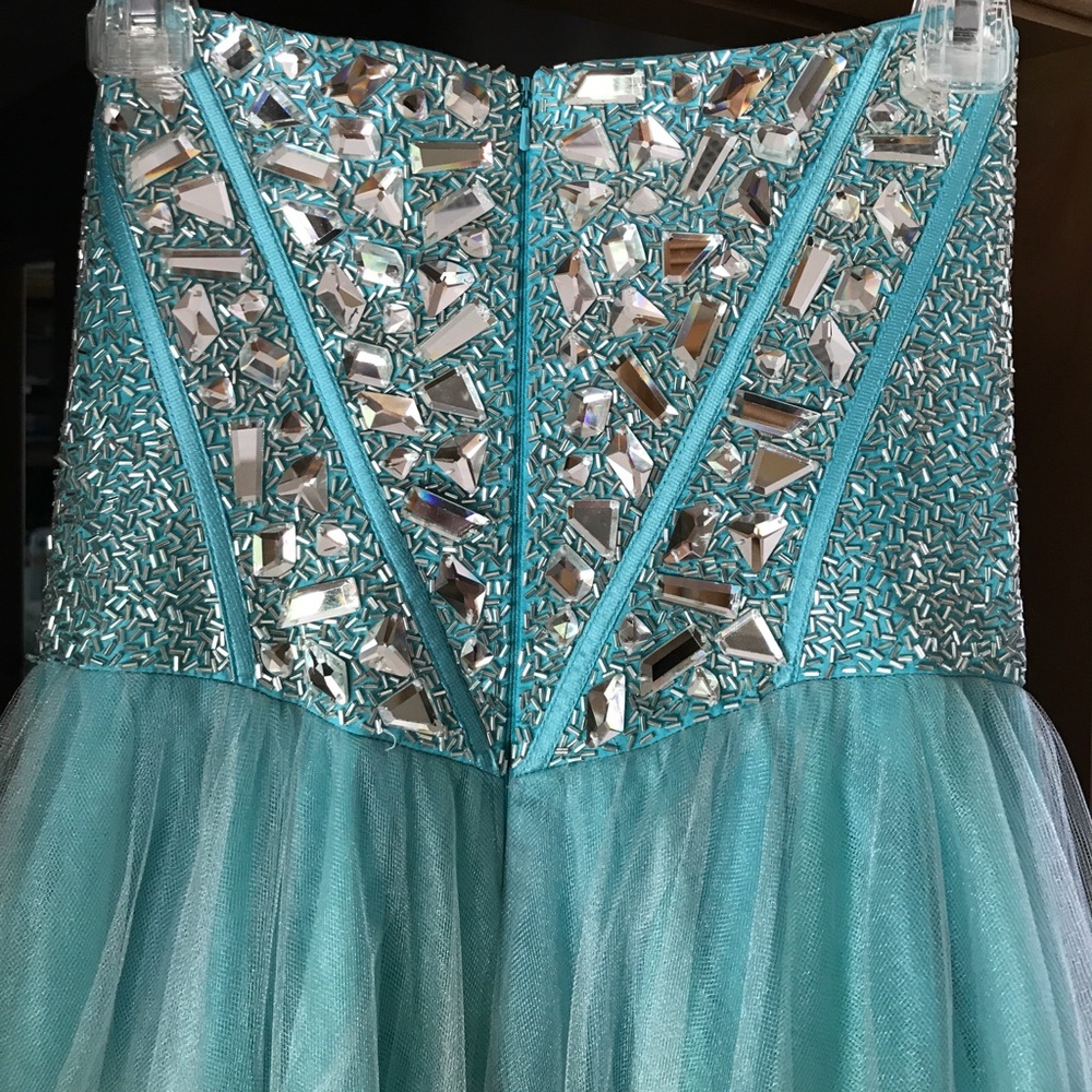 Sherri Hil Crystal Beaded Gown - Picture 4 of 4