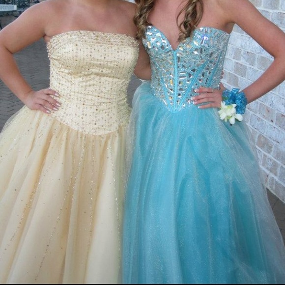 Sherri Hil Crystal Beaded Gown - Picture 3 of 4