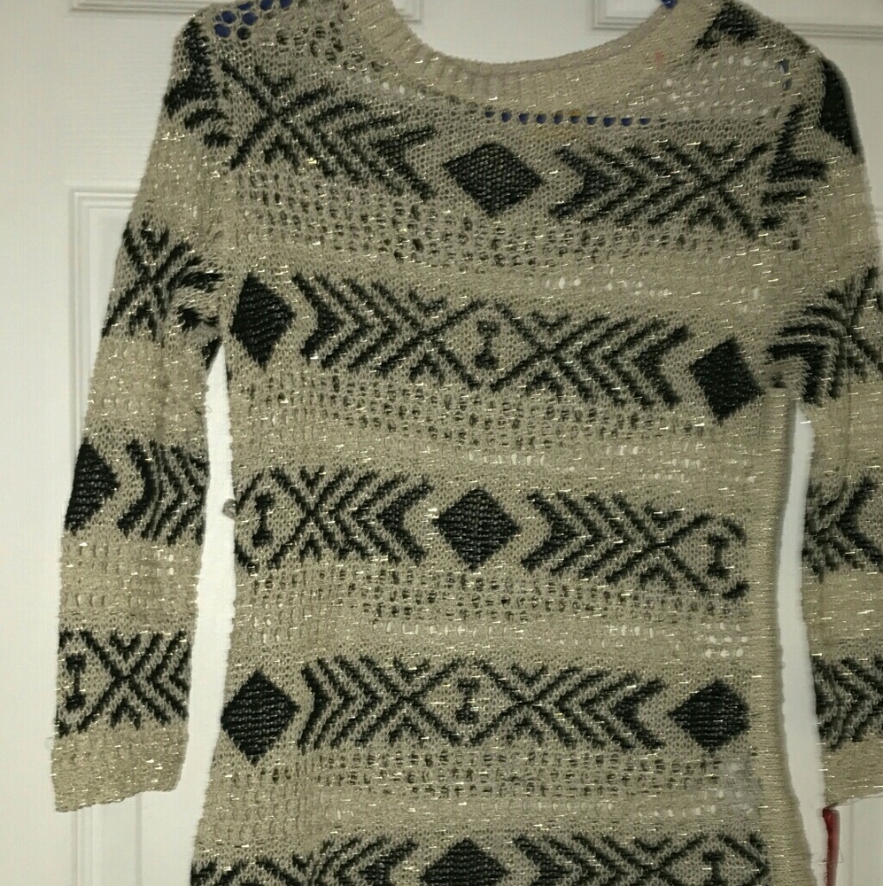 New sweater with design