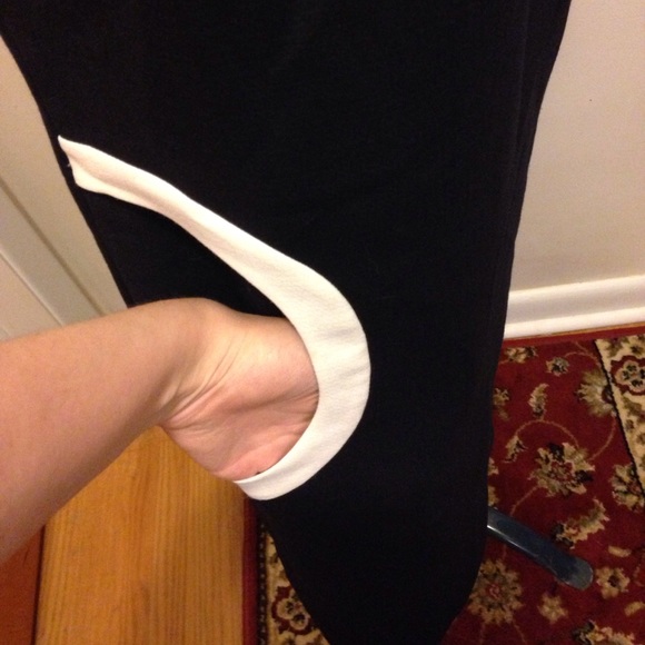 Tory Burch wool blend Dress,10,half circle pockets - Picture 3 of 8