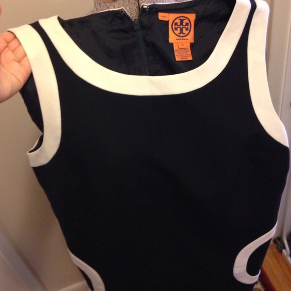 Tory Burch wool blend Dress,10,half circle pockets - Picture 8 of 8