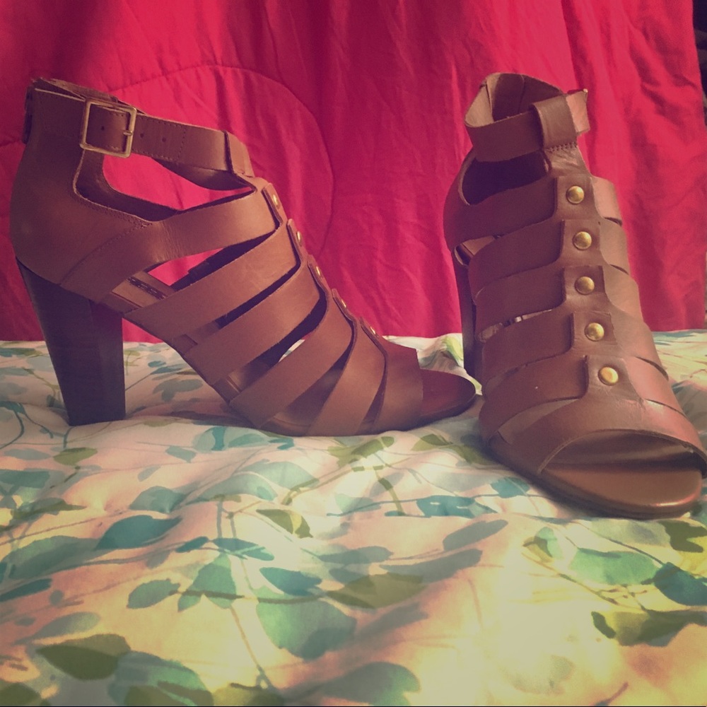 Audrey Brooke Genuine Leather Caged Heel