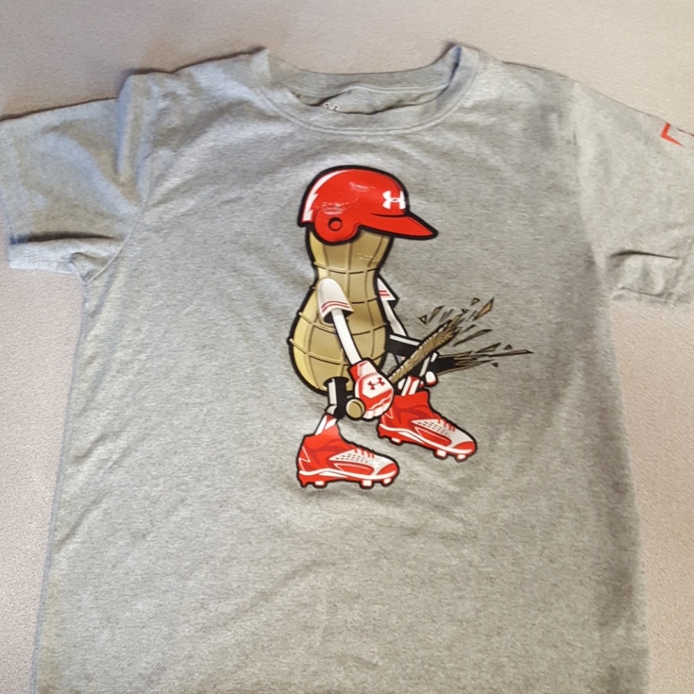 Under Armour Grey tee