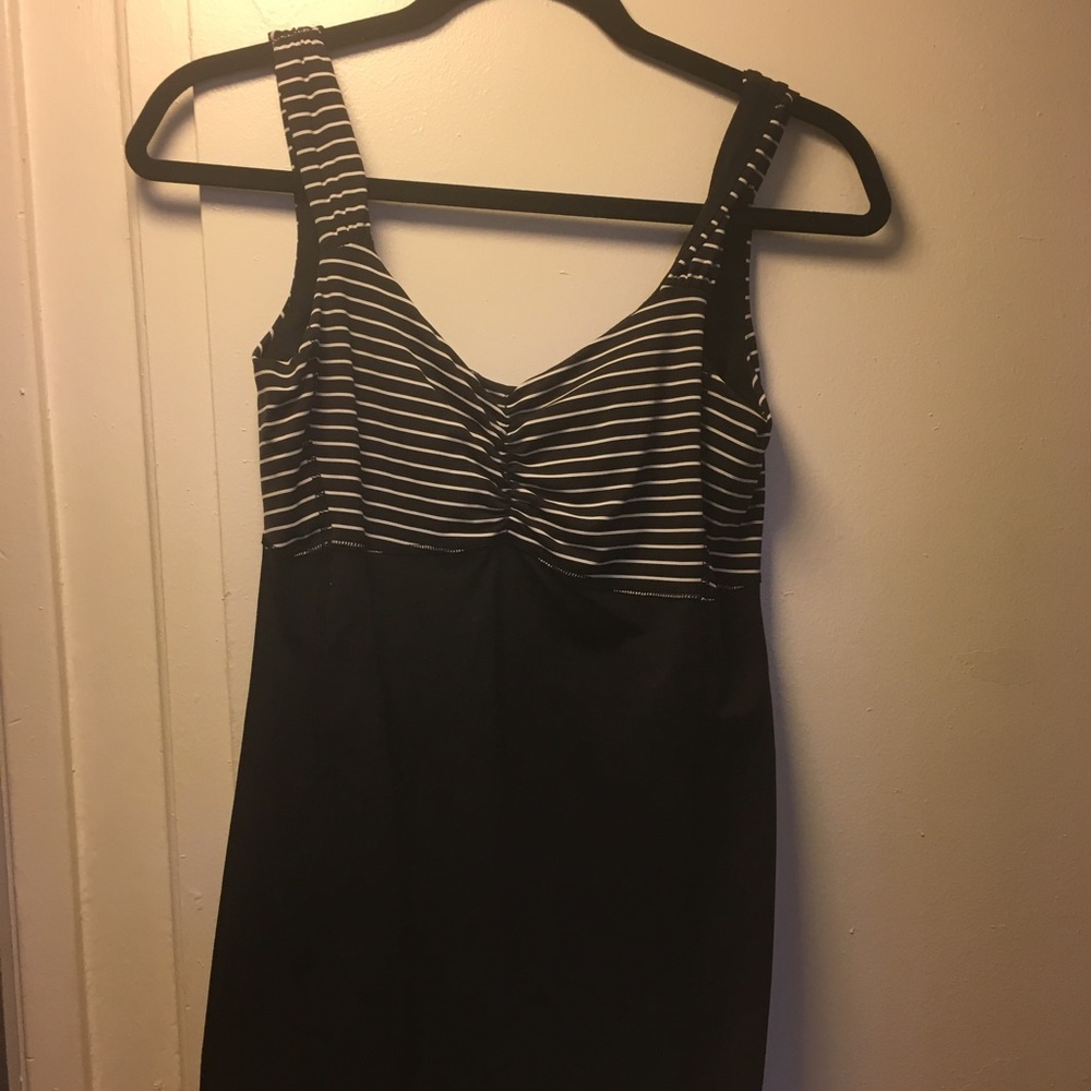 Lulu lemon top - lightly used