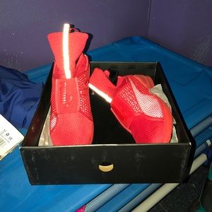 Fenty Trainer Men's size: 9